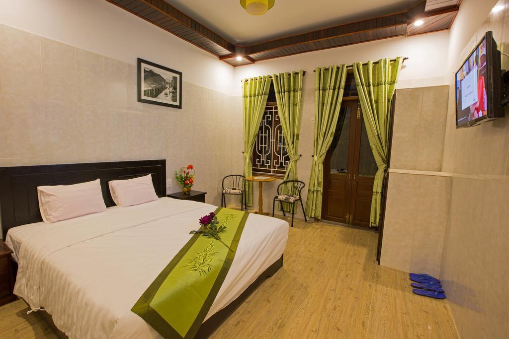 The Village Homestay Хойан Номер фото